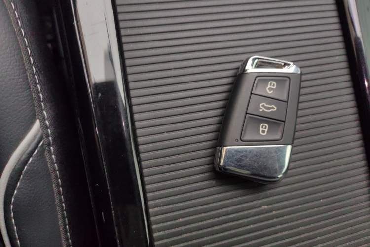 Used Volkswagen Passat 2023 Revised 330TSI Elite Edition Vehicle Key