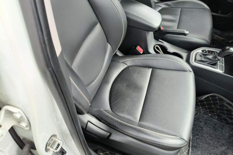 Used Hyundai ix25 2015 1.6L Automatic Two-Wheel Drive Smart GLS Trim