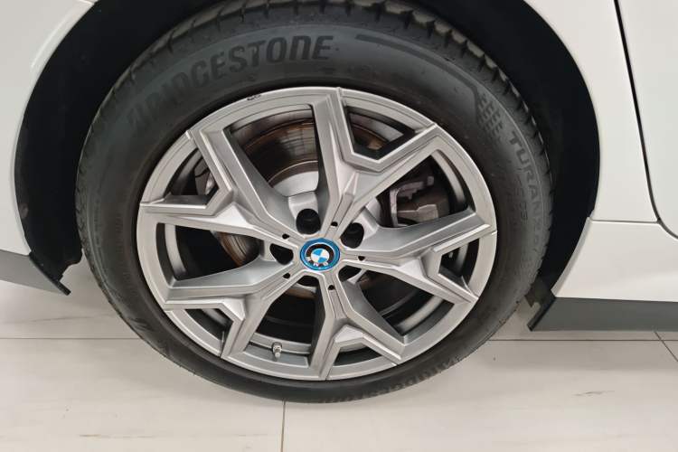 Used BMW i3 2024 eDrive 35 L
