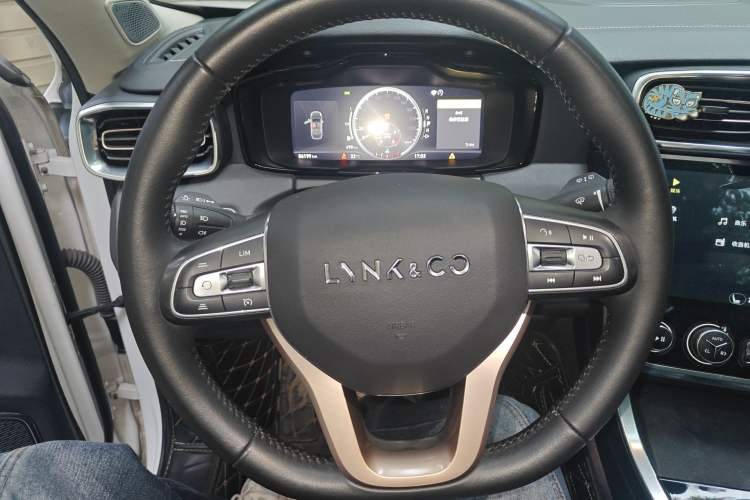 Used Lynk & Co 01 2017 2.0T Two-Wheel Drive Pro Edition
