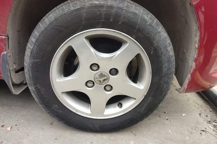 Used Peugeot 207 2011 Sedan 1.4L Manual Yule Edition