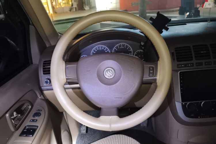 Used Buick GL8 2013 2.4L Comfort Edition