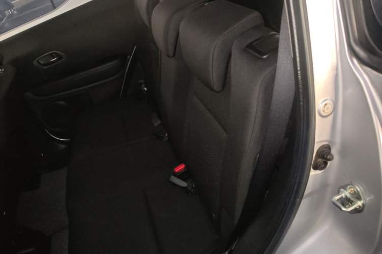 Used Honda Vezel 2015 1.5L CVT two-wheel drive Comfort trim
