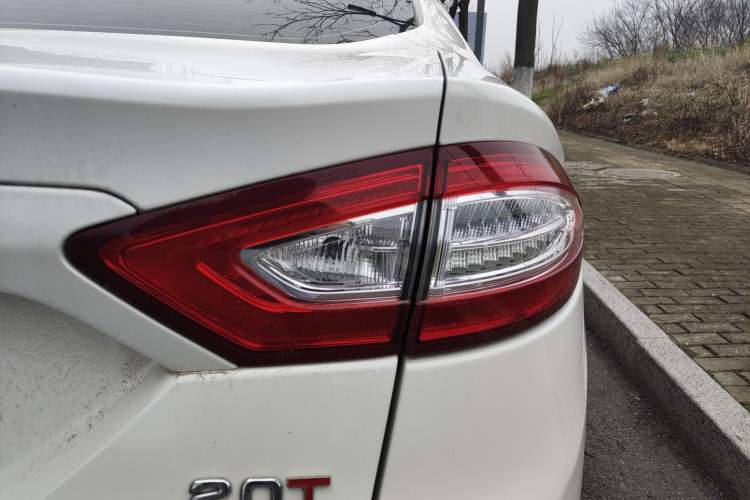 Used Ford Mondeo 2013 2.0L GTDi 200 Fashion Edition