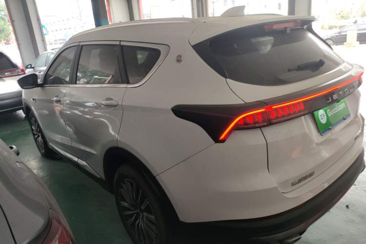 Used JETOUR X70 PLUS 2023 1.5T DCT Brave PLUS 5-Seater
