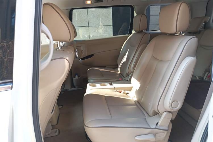 Used Nissan Quest 2015 3.5L SL
