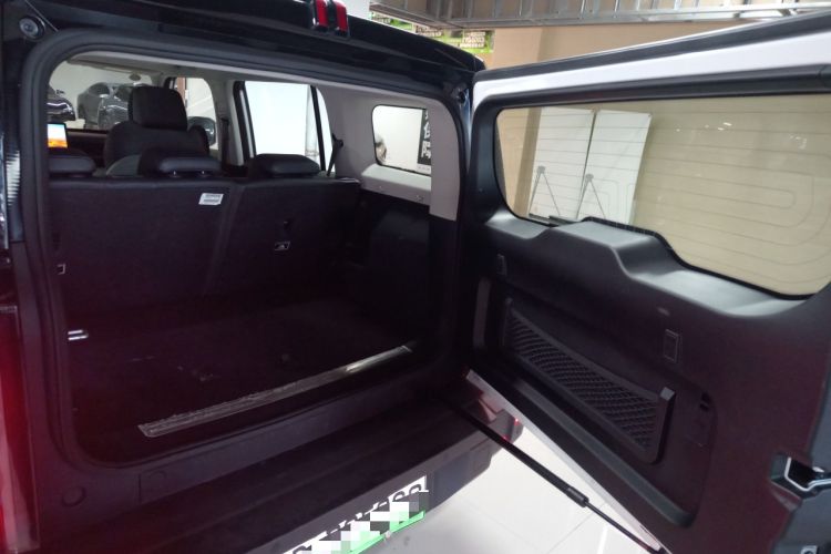 Used iCAR 03 2024 401km Range Two-Wheel Drive Standard Yuechao Version Trunk