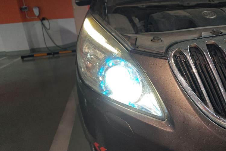 Used Buick GL8 2011 3.0L XT Luxury Business Flagship Edition
