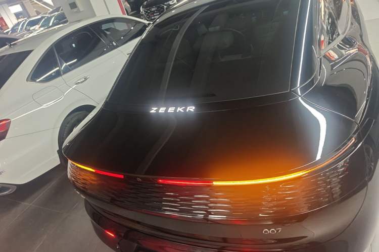 Used Zeekr 007 2024 Rear-Drive Intelligent Driving Version 100 kWh
