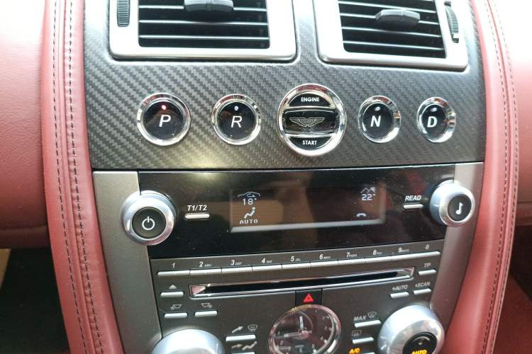 Used AstonMartin DB9 2013 6.0L Coupe