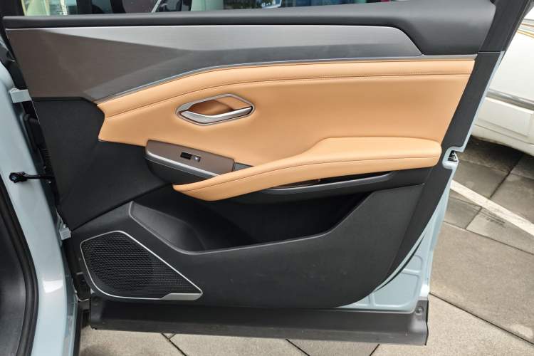 Used BYD Song L DM-i 2024 112 km Beyond Edition