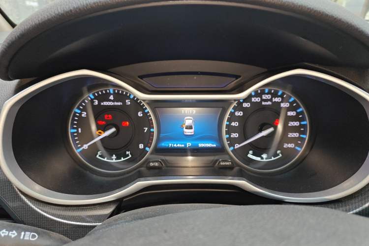Used Geely Auto Emgrand 2017 Sedan Million Edition 1.5L CVT Upward Version Instrument Cluster