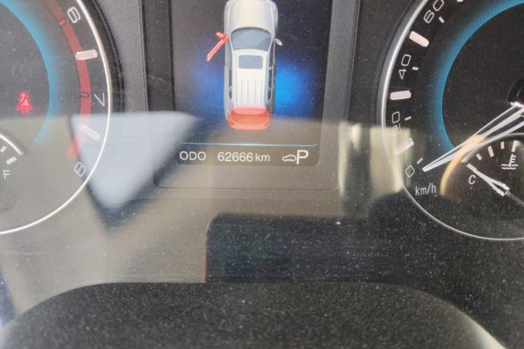 Used Haval H2 2016 Red-Label 1.5T Automatic Two-Wheel Drive Luxury Model Odometer Close Up