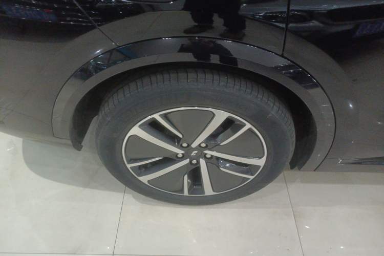 Used Li Auto L8 2024 Pro Model
