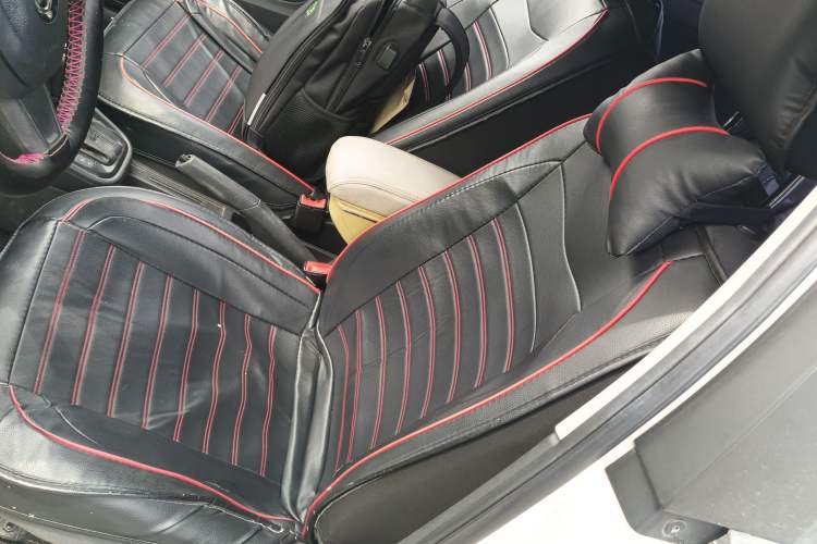 Used Skoda Rapid Spaceback 2014 1.6L Automatic Enjoyment Edition Left Front Seat