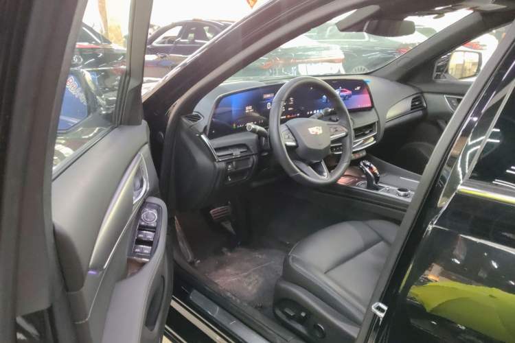 Used Cadillac CT5 2024 28T Luxury Pro Trim