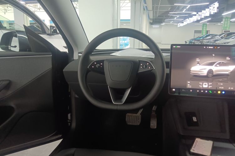 Used Tesla Model 3 2023 Rear-Wheel-Drive Version Steering Wheel