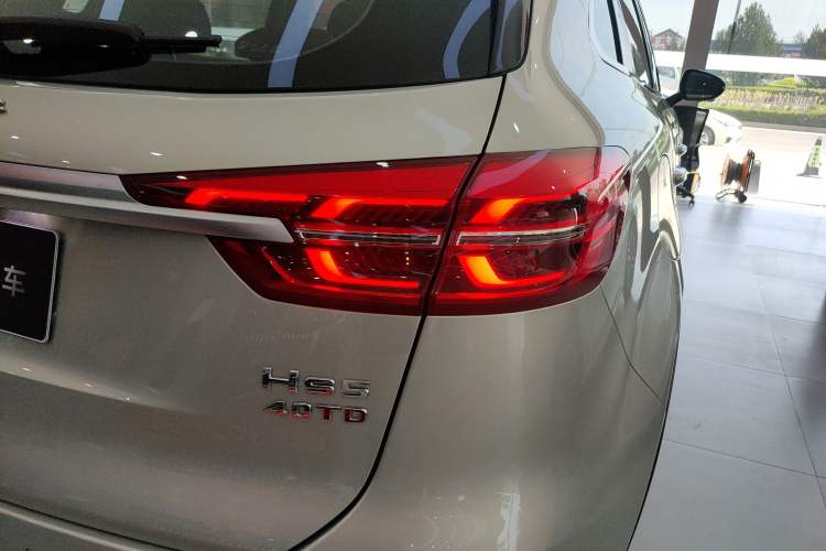 Used Hongqi HS5 2019 2.0T Smart Connect Flagship Edition Right Rear Taillight