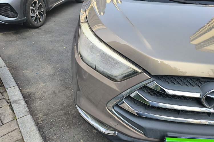 Used JAC Group Refine S3 2016 1.5L Manual Luxury Smart Version Right Front Headlight