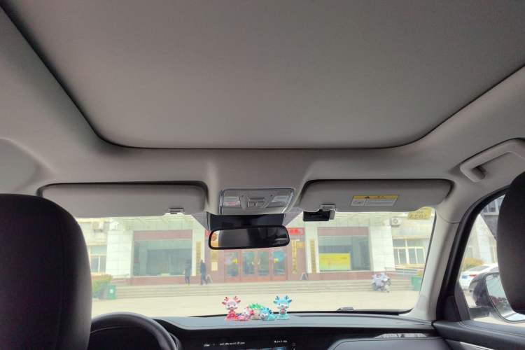 Used CHANGAN CS95 2021 2.0T Two-Wheel Drive Luxury Version
