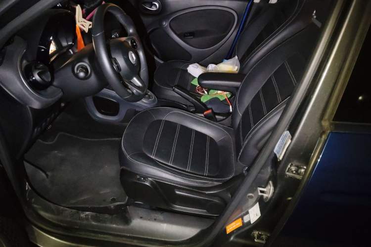 Used smart forfour 2016 0.9T 66 kW Pioneer Edition
