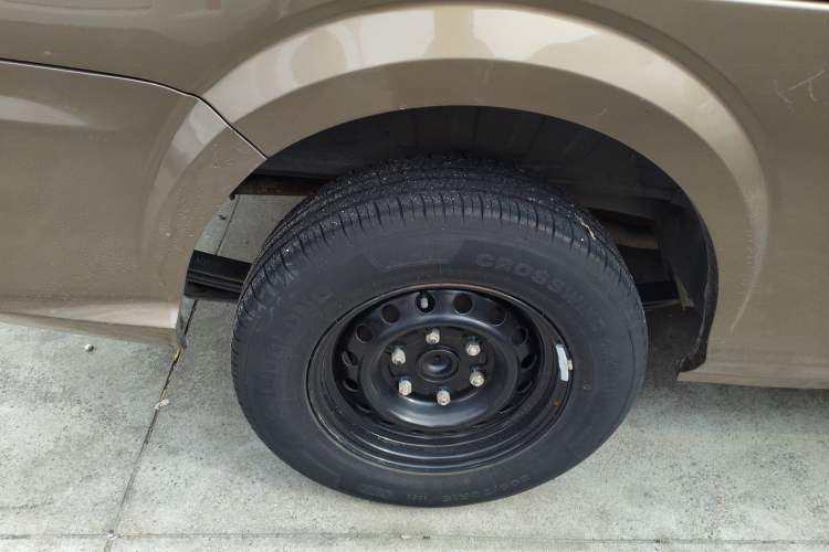 Used Foton MP-X E 2016 2.0L Commercial Version 4G63