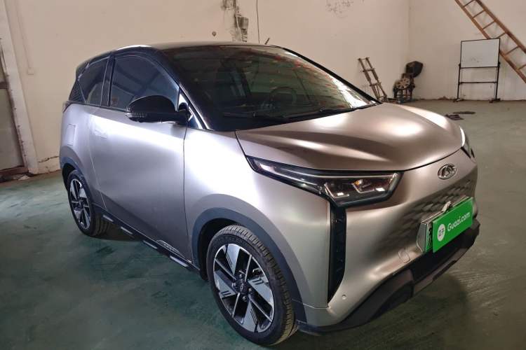 Used Chery New Energy Boundless Pro 2022 301km LingShou Edition Lithium Iron Phosphate Front Right 45 Deg