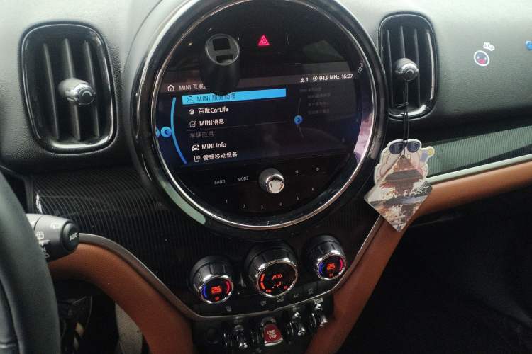 Used MINI Countryman 2021 2.0T COOPER S ALL4 Audio And AC Panel