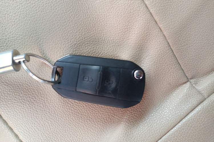 Used BAIC E Series 2012 Hatchback 1.5L Automatic Leshang Version