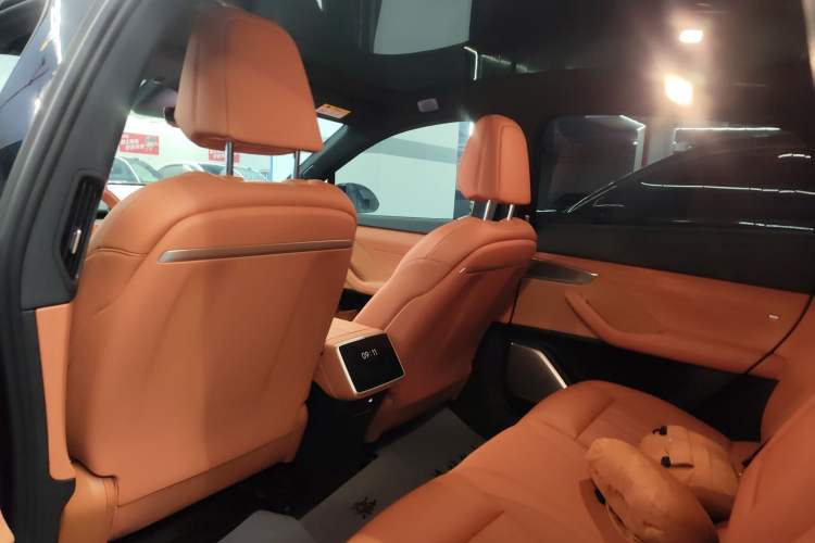 Used ONVO L60 2024 60 kWh Rear-Drive Version