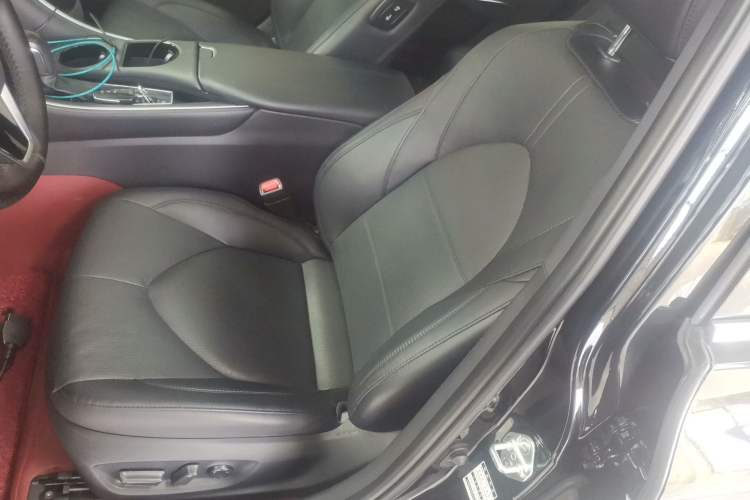 Used Toyota Avalon 2023 2.5L Luxury Edition Left Front Seat