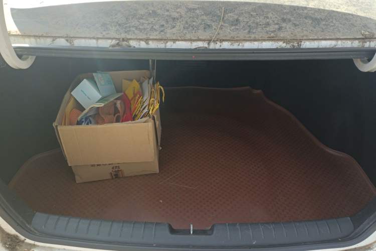 Used Kia K4 2014 1.8L Automatic DLX Trunk