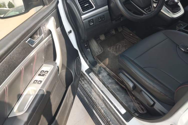 Used Haval M6 2018 1.5T Manual Two-Wheel Drive Elite Model
