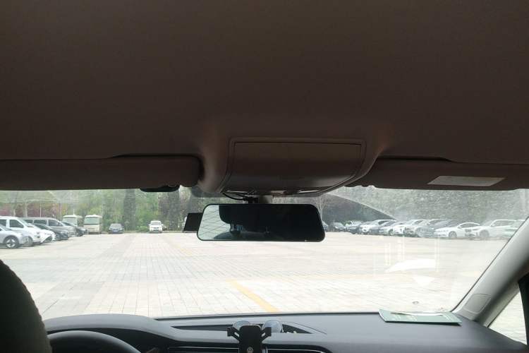 Used Volkswagen Touran 2016 Volkswagen Touran L 280TSI DSG Comfort Edition Headliner