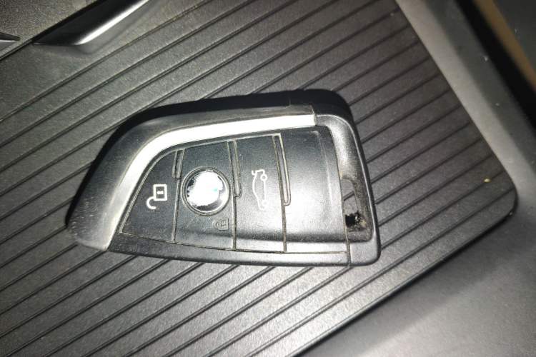 Used BMW X1 2016 sDrive18Li Premium Edition
