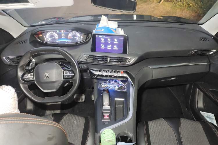 Used Peugeot 4008 2018 350THP Elite Edition Center Console