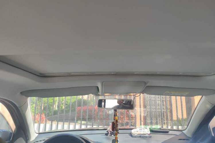 Used Volkswagen Lavida 2017 1.6L Automatic Comfort Edition Headliner