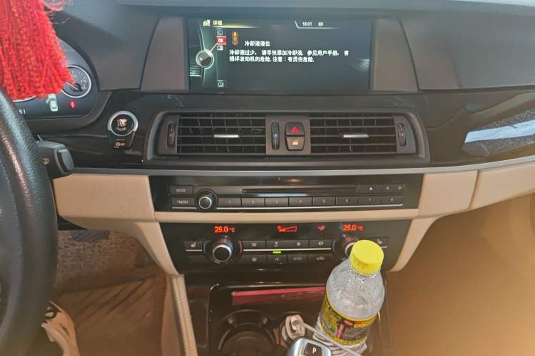 Used BMW 5 Series 2013 525Li Luxury Model
