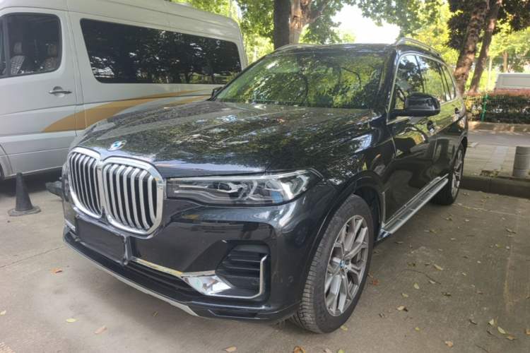 Used BMW X7 2021 xDrive40i Luxury Package with Leading Features Guazi used car, China used car export, Used car for sale, Used BMW cars, Cheapest cars for sale