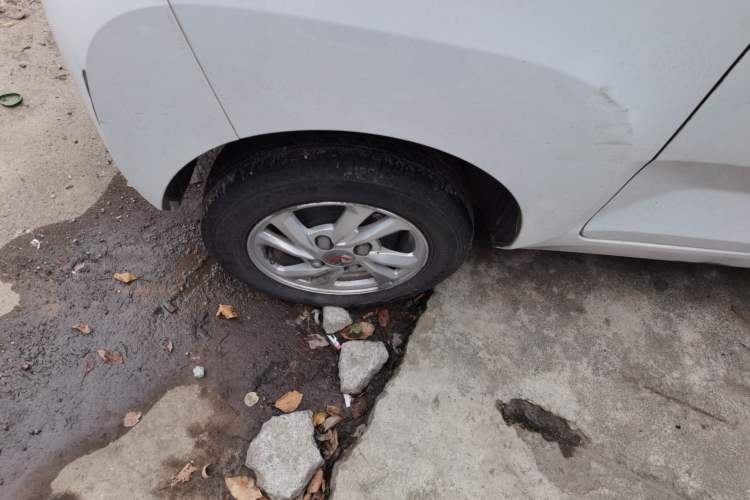 Used Wuling Hongguang MINIEV 2021 Macaron Premium Model – Lithium-NMC Exterior 5