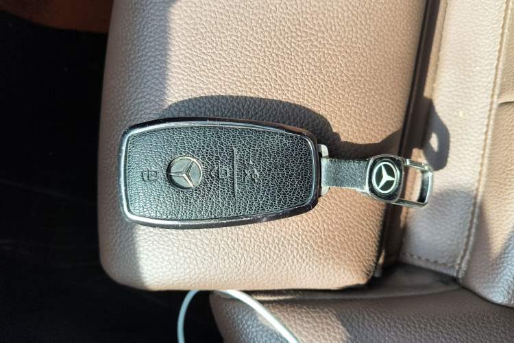 Used Mercedes-Benz GLB 2021 GLB 200 Fashion Model Vehicle Key