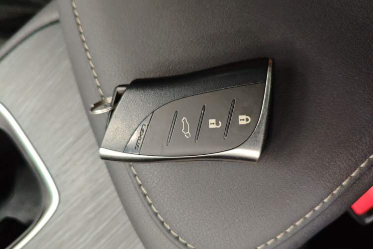 Used Lexus RZ 2023 450e All-Wheel Drive Luxury Edition Vehicle Key
