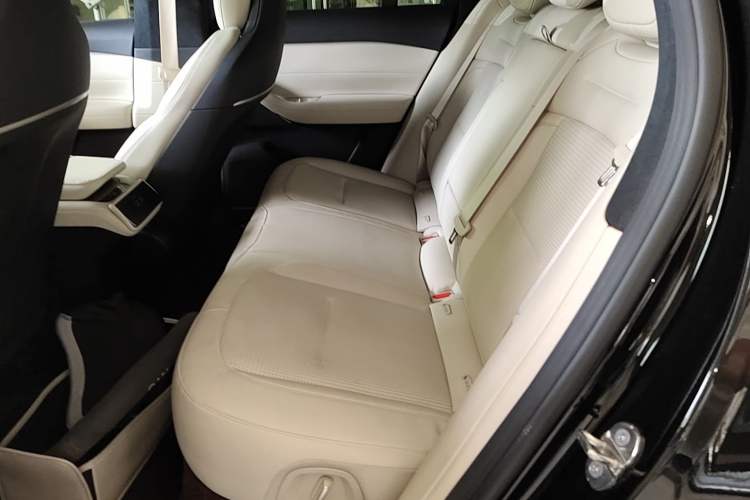 Used Nio ES6 2023 75 kWh
