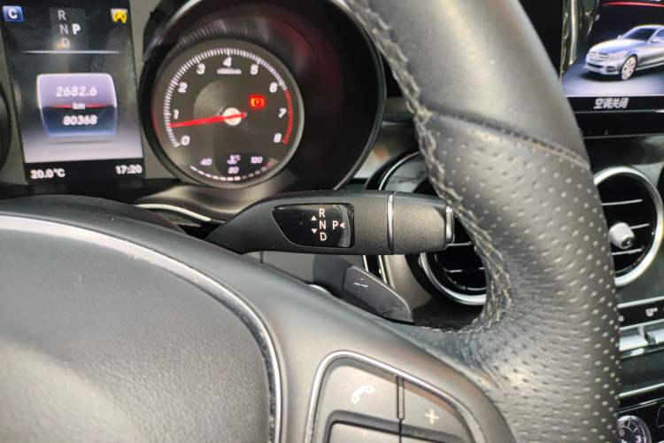 Used Mercedes-Benz C-Class 2017 Facelift C 200 L Sport Edition Gear Lever