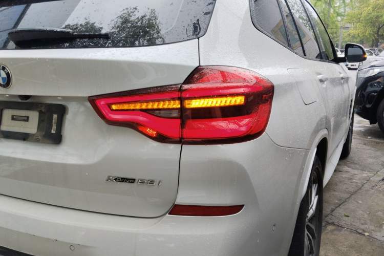 Used BMW X3 2018 xDrive28i M Sport Package China VI Right Rear Taillight