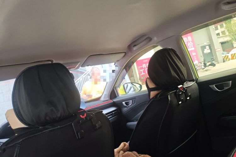 Used Wuling Alvez 2022 1.5L Manual Free-Style Model
