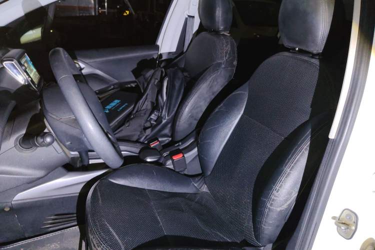 Used Peugeot 2008 2014 1.6L Automatic Fashion Edition Left Front Seat