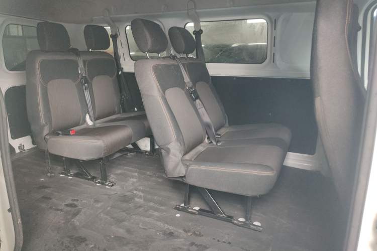 Used Karry Jiangtun E5 2024 268 km Range Open-Window 6-Seater Version
