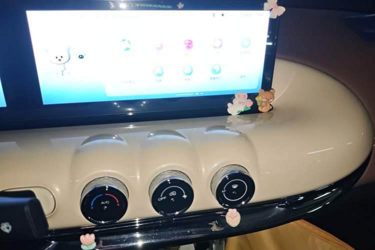 Used Wuling Bingo 2023 333 km Lingxi Connected+ Version