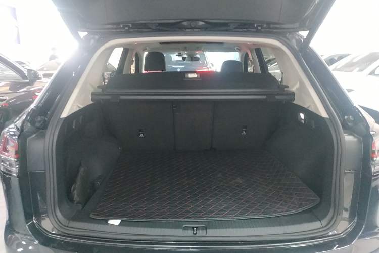 Used Volkswagen Tayron 2024 330TSI Two-Wheel Drive Luxury Plus Advanced Version